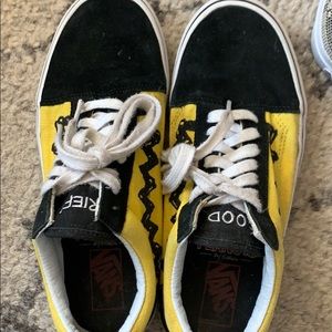 Peanuts limited edition vans